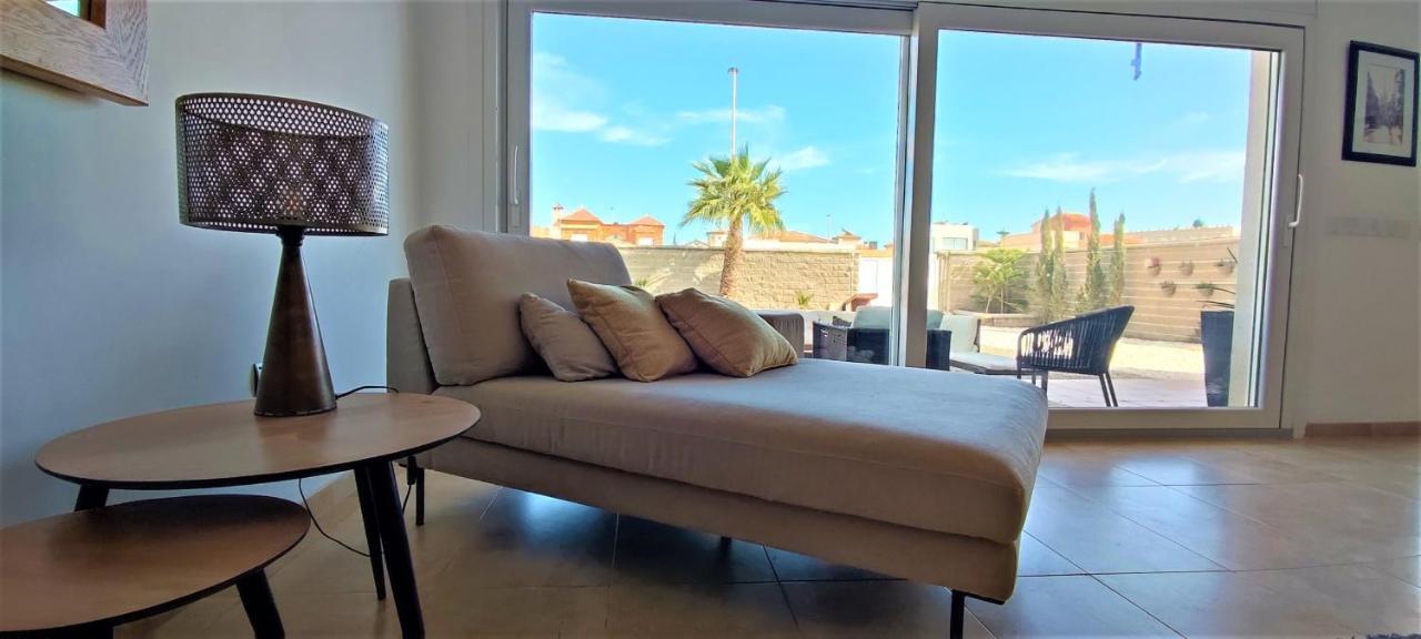 5 Bedrooms Private House 300M From Beach Roquetas de Mar Luaran gambar