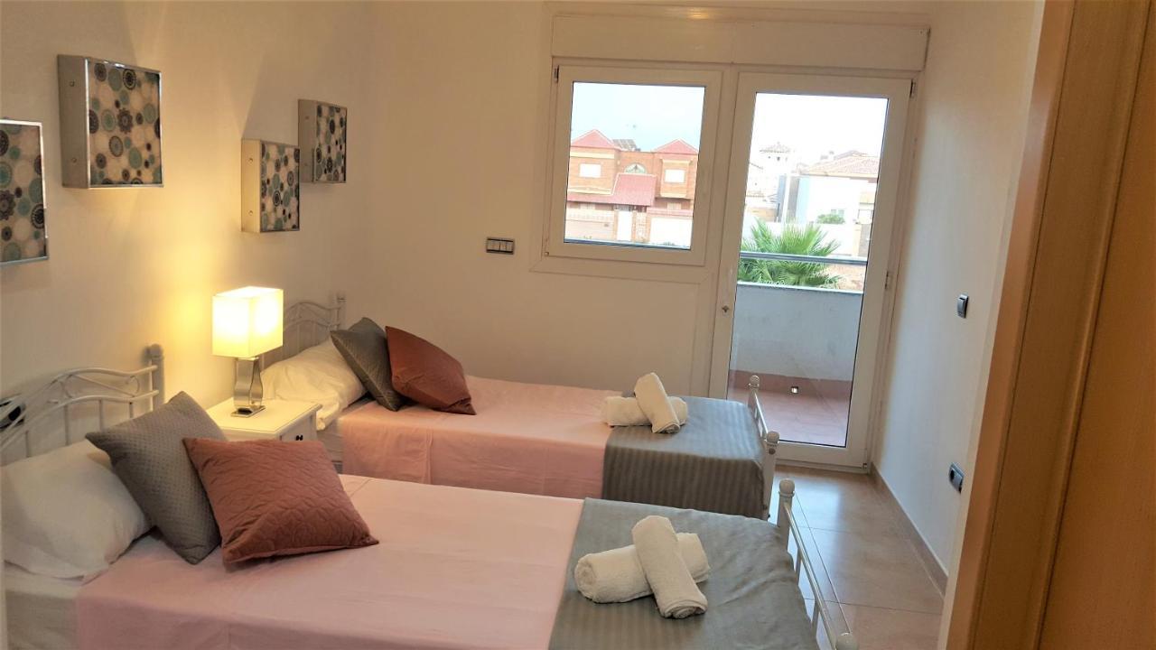 5 Bedrooms Private House 300M From Beach Roquetas de Mar Luaran gambar
