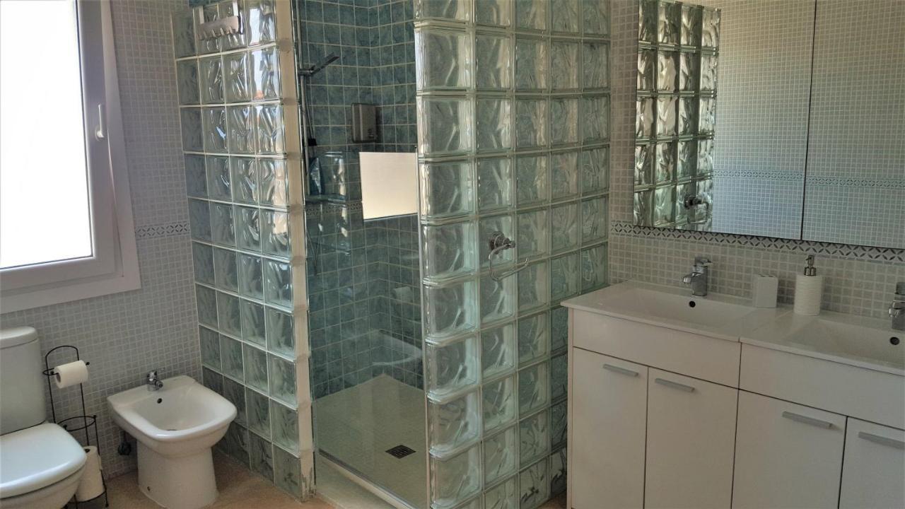 5 Bedrooms Private House 300M From Beach Roquetas de Mar Luaran gambar